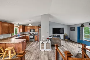820 Kelly St, Lino Lakes, MN 55014 - Photo 10