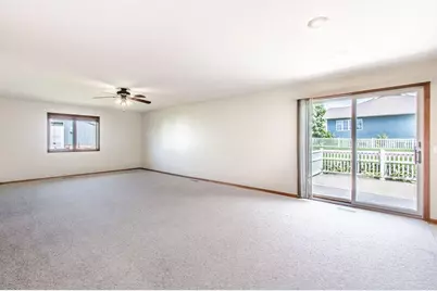 710 S 10th Street, Bird Island, MN 55310 - Photo 12