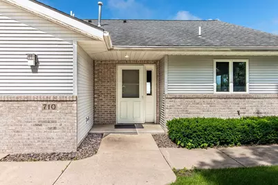 710 S 10th Street, Bird Island, MN 55310 - Photo 1