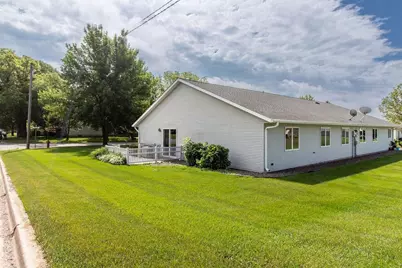 710 S 10th Street, Bird Island, MN 55310 - Photo 30