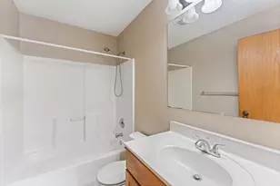 1380 Silver Lake Rd NW, New Brighton, MN 55112 - Photo 14