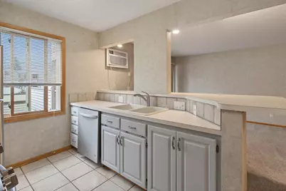 10720 Rockford Road #205, Plymouth, MN 55442 - Photo 6