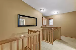 17721 Southridge Ct, Minnetonka, MN 55345 - Photo 14