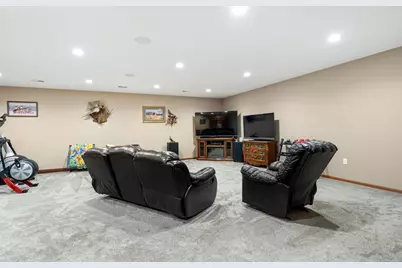 1920 Wolf Berry Place NE, Owatonna, MN 55060 - Photo 46
