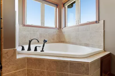 1920 Wolf Berry Place NE, Owatonna, MN 55060 - Photo 34