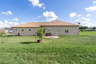 1920 Wolf Berry Pl NE, Owatonna, MN 55060 - Photo 8