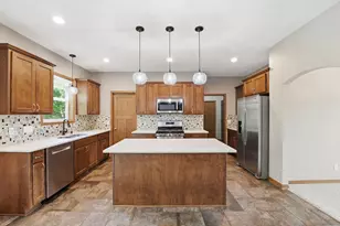 11950 Castle Rock Ct N, Champlin, MN 55316 - Photo 4