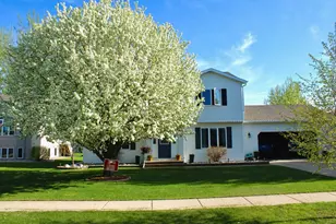 3228 36th Ave S, Fargo, ND 58104 - Photo 2