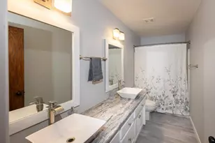 3228 36th Ave S, Fargo, ND 58104 - Photo 38
