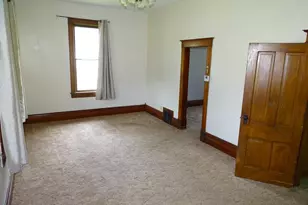 105 Maple Ave E, Plum City, WI 54761 - Photo 12