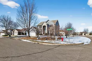 9727 Linden Ave N, Brooklyn Park, MN 55443 - Photo 2