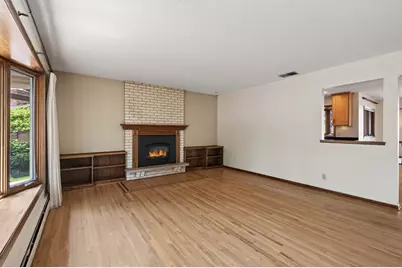 2352 Sioux Court, New Brighton, MN 55112 - Photo 6
