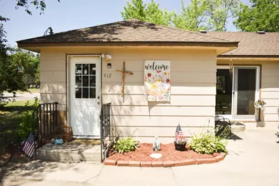 412 1st Street NE, Menahga, MN 56464 - Photo 2
