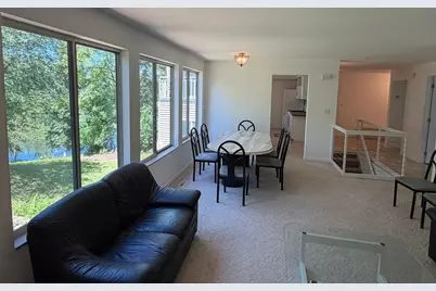 2339 Roselawn Avenue W, Roseville, MN 55113 - Photo 18