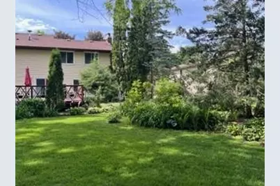 8527 Isle Avenue S, Cottage Grove, MN 55016 - Photo 4