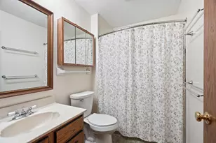 8527 Isle Ave S, Cottage Grove, MN 55016 - Photo 44