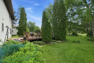 8527 Isle Ave S, Cottage Grove, MN 55016 - Photo 10