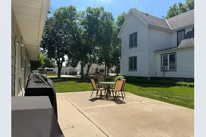 401 W Crawford Street, Luverne, MN 56156 - Photo 6