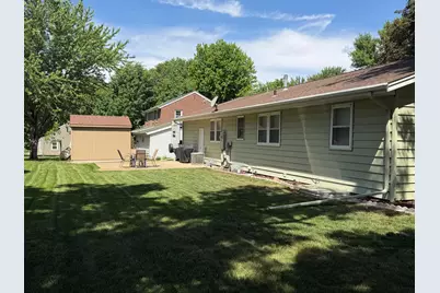 401 W Crawford Street, Luverne, MN 56156 - Photo 4
