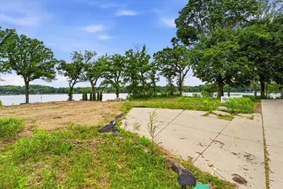 1184 Edgewater Avenue, Arden Hills, MN 55112 - Photo 24