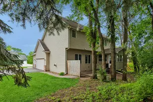 17123 Jonathan Ct, Lakeville, MN 55044 - Photo 6