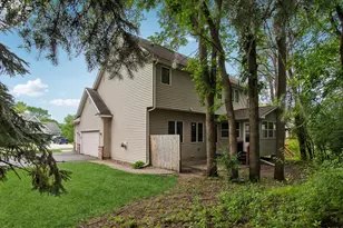 17123 Jonathan Ct, Lakeville, MN 55044 - Photo 6