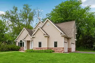 17123 Jonathan Ct, Lakeville, MN 55044 - Photo 1