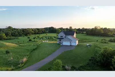 18805 Scenic Way, Shafer, MN 55074 - Photo 2