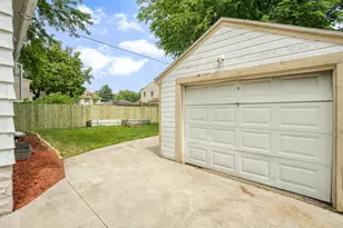 1010 9th Ave SE, Rochester, MN 55904 - Photo 6