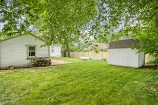 1010 9th Ave SE, Rochester, MN 55904 - Photo 10