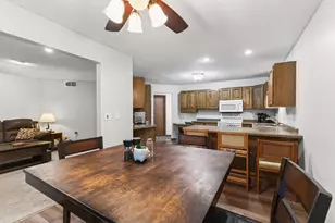 6710 Buckley Cir, Inver Grove Heights, MN 55076 - Photo 12