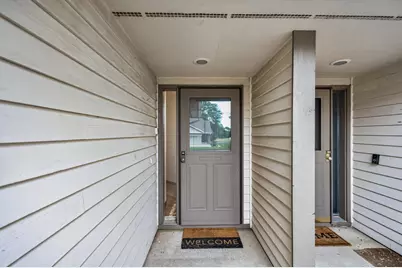 6710 Buckley Circle, Inver Grove Heights, MN 55076 - Photo 4