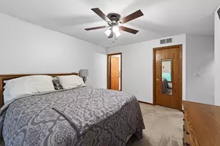 6710 Buckley Cir, Inver Grove Heights, MN 55076 - Photo 18