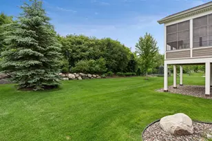18473 69th Pl N, Maple Grove, MN 55311 - Photo 4