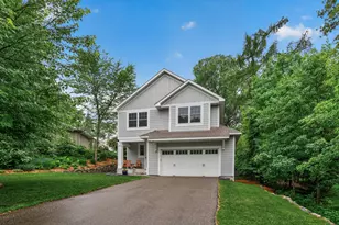 227 Sunnyridge Ln, Golden Valley, MN 55422 - Photo 1