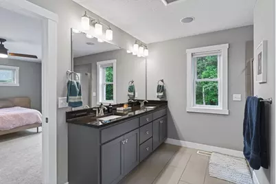 227 Sunnyridge Lane, Golden Valley, MN 55422 - Photo 32