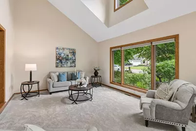 13673 Duluth Drive, Apple Valley, MN 55124 - Photo 10