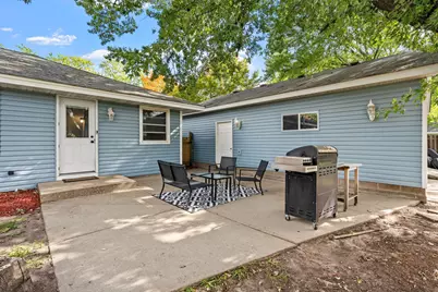 8940 Columbus Avenue S, Bloomington, MN 55420 - Photo 30
