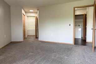 1321 Lake Dr W, Chanhassen, MN 55317 - Photo 20