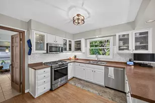 5493 Saint Mary Dr NW, Rochester, MN 55901 - Photo 16