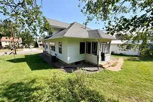 521 E 7th St, Red Wing, MN 55066 - Photo 4