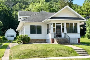 521 E 7th St, Red Wing, MN 55066 - Photo 2