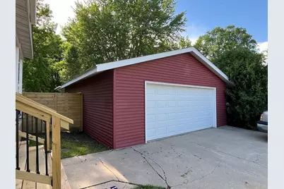101 Parker Lane, Redwood Falls, MN 56283 - Photo 6