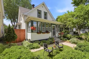 1008 Charles Ave, Saint Paul, MN 55104 - Photo 2
