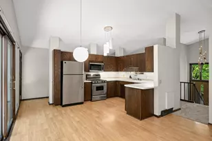 4336 Avondale Rd, Golden Valley, MN 55416 - Photo 8