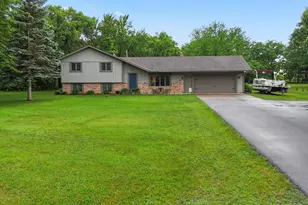 813 N Birch St, Royalton, MN 56373 - Photo 1