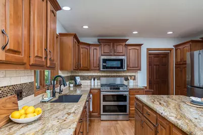 2295 Northridge Drive, North Mankato, MN 56003 - Photo 8