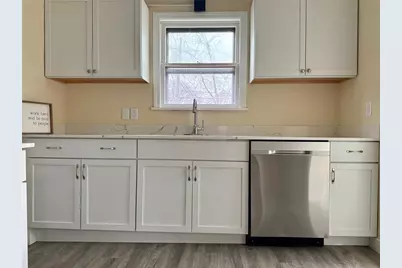 869 Lawson Avenue E, Saint Paul, MN 55106 - Photo 16