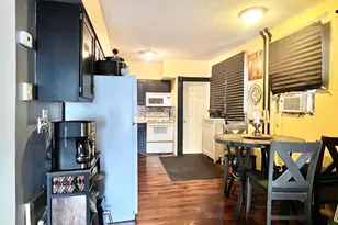 313 E 5th St, Redwood Falls, MN 56283 - Photo 10