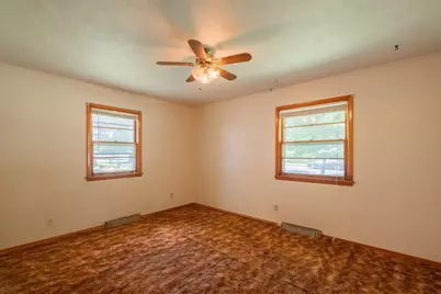 330 Linden Street N, Northfield, MN 55057 - Photo 10